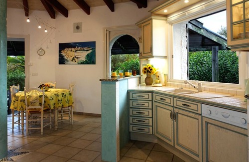 Bonifacio House | Rental villa classified 4 stars, bright. 25% OFF from 13/07 to 27/07/19