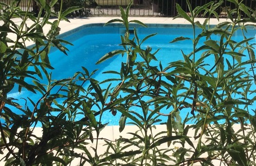 Lesparre-Medoc Cottage | Rental with pool between ocean beaches and prestigious vineyards