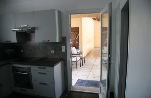 Le Beausset Apartment | Rental with Private Pool (exclusively for rent) 5/6