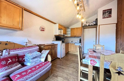 Notre-Dame-de-Bellecombe Apartment | Residence Les Balcons Du Charvin - 2 Rooms for 6 People