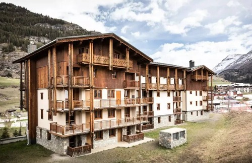 Lanslevillard Apartment | Residence Les Balcons de Val Cenis Village * - 5 Room Apartment 8/10 People