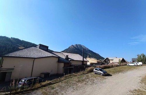 Montgenevre Apartment | Residence Alpet Ii - Large apartment 3 rooms for 6 people