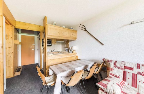Arc-1800 Apartment | Résidence Armoise - Charming apartment 2 rooms /6 people in Arc 1800 in center station, close to the slopes and shops, in the village d