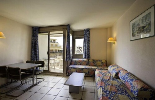 Juan-les-Pins Apartment | Residence Couleurs Soleil - Juan les Pins - Studio 4 People