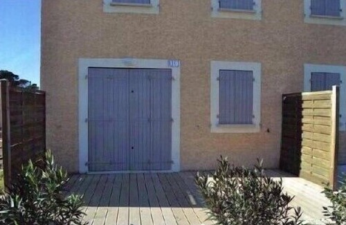 Calvisson House | Residence in the Mas des Vignes area, 2 swimming pools, parking, 6 people