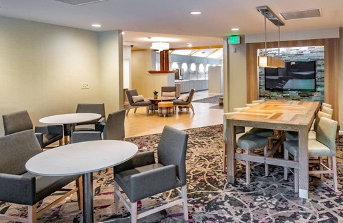 Rogers Park Hotel | Residence Inn by Marriott Anchorage Midtown