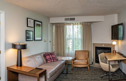 Rogers Park Hotel | Residence Inn by Marriott Anchorage Midtown