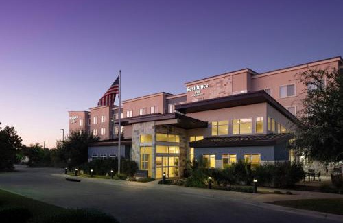 Lower Basin Lake Travis Hotel | Residence Inn by Marriott Austin Lake Austin/River Place