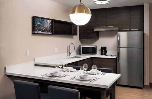 Goss - Grove Hotel | Residence Inn by Marriott Boulder Canyon Boulevard