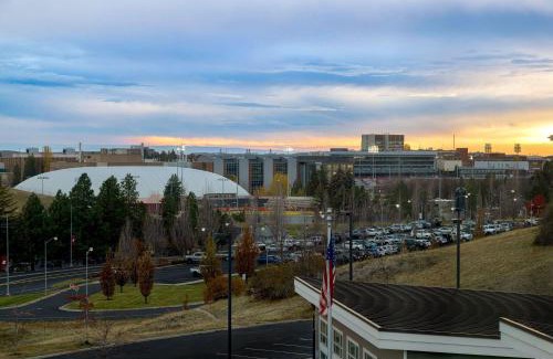 Pullman Hotel | Residence Inn by Marriott Pullman