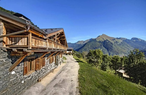 La Cote-d'Arbroz Ski Chalet | Residence La Ferme De Marie - Near Morzine, old renovated farmhouse