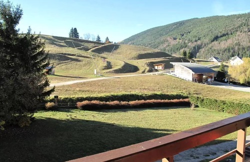 Villard-de-Lans Apartment | Residence La Piscine - Residence close to the centre of Villard de Lans, near the sledge park of Colline des Bains