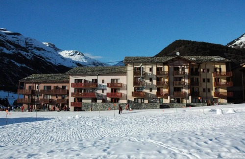 Termignon Apartment | Residence Le Petit Mont Cenis - 2 Rooms for 6 People