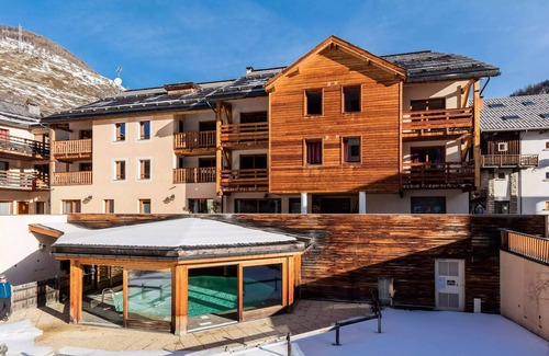 Abries Apartment | Residence Les Balcons du Viso *** - 2 Room Apartment 2/4 People