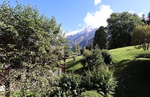 Les Houches Apartment | Residence Les Hauts De Chavants - 2 Rooms for 4 People