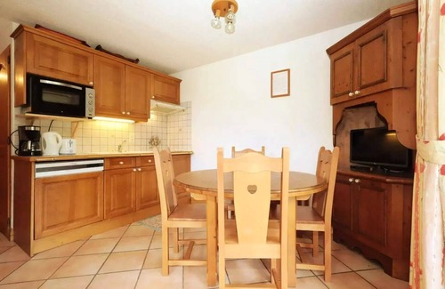 Les Houches Apartment | Residence Les Hauts De Chavants - 2 Rooms for 6 People