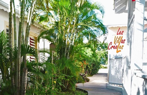Saint-Francois Villa | Residence LES VILLAS CREOLES 70 meters from a lagoon - Villa HIBISCUS