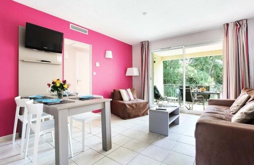 Cote d'Azur- French Riviera House | Residence Odalys Le Clos Bonaventure - Villa 6 People