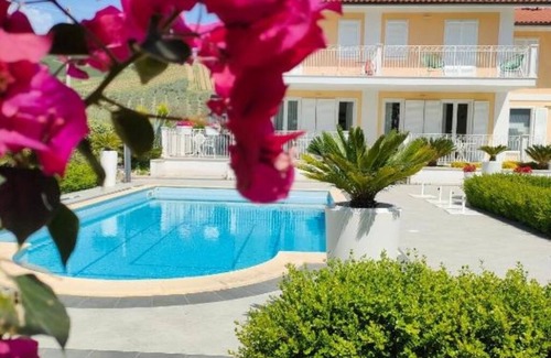 Cossignano House | Residence of the Graces