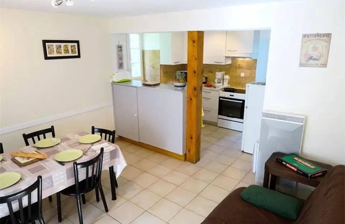 Bagneres-de-Luchon Villa | Residence Pouzoulet - LUCHON HOUSE NEAR THE MARKET - 3 CHARMS JARDIN