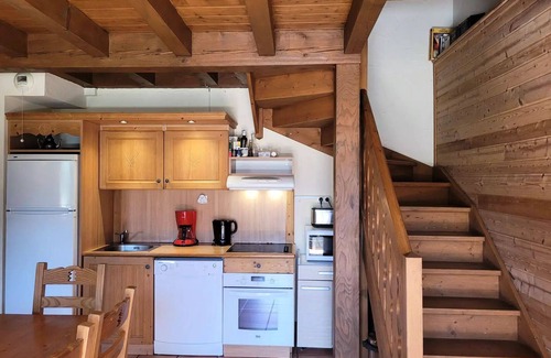 Pra Loup Ski Chalet | Residence Pra Roustan - Very nice 1/2 chalet, beautiful view of the mountains, Pra Loup