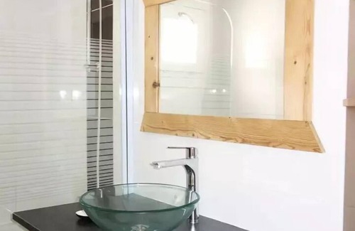 Eclose-Est Apartment | Residence Saint Bernard - APARTMENT ALPE D'HUEZ QUARTIER CENTRE STATION