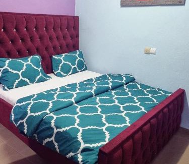 Douala Apartment | Residence Sighaka - Studio Meublé VIP avec WiFi, Gardien, Parking