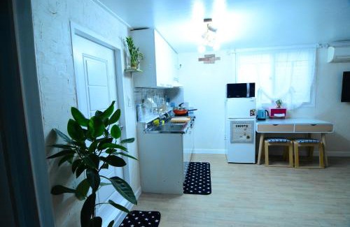 Hwanghak-tong Apartment | Residence Unicorn