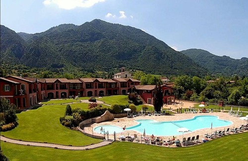 Crone Apartment | Residence Vico - Large Sweet