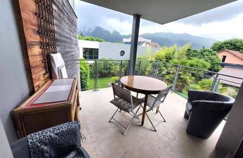 Aix-les-Bains Apartment | Residence Villa Neree - Very functional, well arranged, on the lakeside!