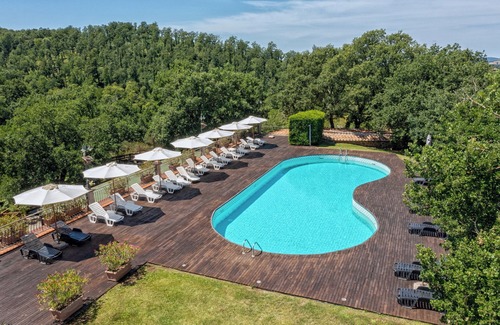 Sorano Apartment | Residence, wellness center, swimming pool, large garden, breakfast room, B4pt