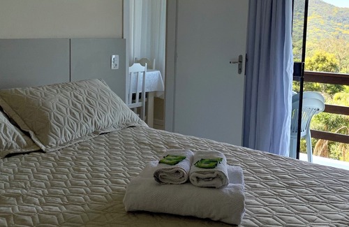 Estaleiro Apartment | Residencial Ponta dos Coconut Trees Apt 4