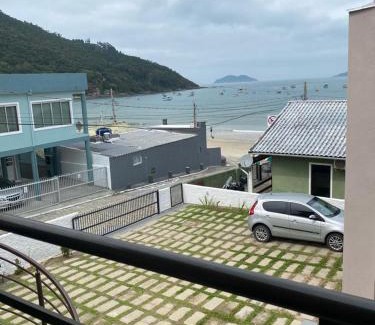 Pantano do Sul Apartment | Residencial Mariano 2 - Vista para praia e Mar