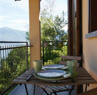 Pino Lago Maggiore Apartment | Residenz La Fonte Studios