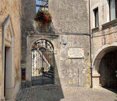 Fornelli Apartment | Residenza del Castello di Fornelli