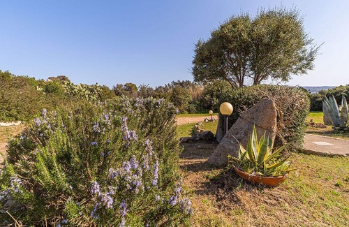 Villaggio Piras Apartment | Residenza del Mirto – Three-room apartment with sea view terrace in the Piras Village