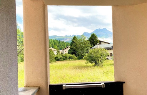 Sils-Maria Apartment | Residenza Lagrev - 1 room flat no. 004 - type 12A - raised ground floor - south