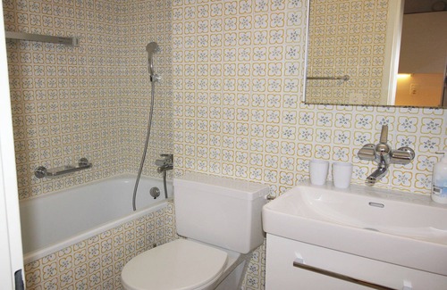 Sils-Maria Apartment | Residenza Lagrev - 1 room flat no. 004 - type 12A - raised ground floor - south
