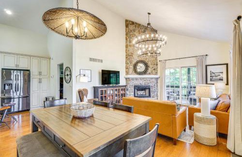 Camdenton House | Resort Amenities and Lake Access Camdenton Retreat