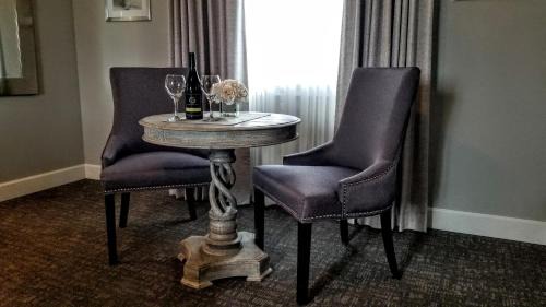 Eagle Point Hotel | Resort at Eagle Point Golf Club Lodging
