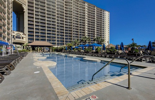 Briarcliffe Acres Condo | Resort condo with pools, hot tubs, lazy rive & cabana rentals - shuttle to beach