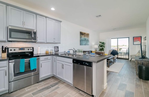 Ocotillo Condo | Resort Condo! Walk to Rest. and Bars! 30 night Min