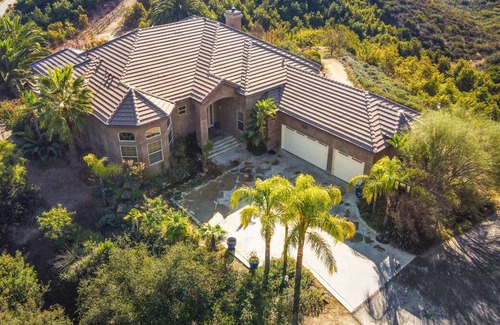 Murrieta House | Resort Farm @ Scenic Plateau Edge w/Pool, Jacuzzi, BBQ