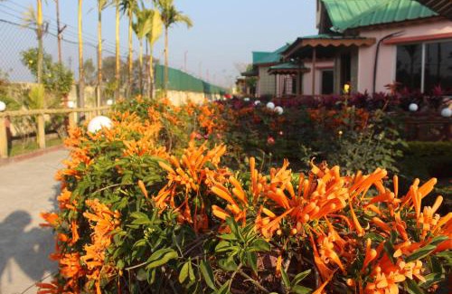 Neora Hotel | Resort Gorumara Riverside