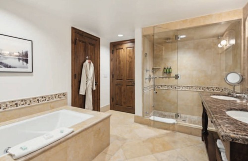 Downtown Resort | Resort/Hotel Room, Aspen Mountain Residences!