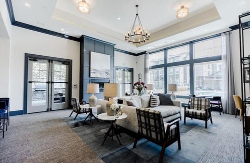 Draper Apartment | Resort like amenities 1 King 1 Qn bd Fast Wi-Fi Slps 5