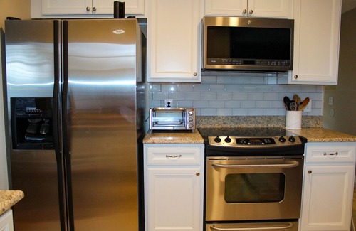 Orlando House | Resort Like Private Pool Waterfront Retreat 4/2 Home in Orlando Weekly discounts