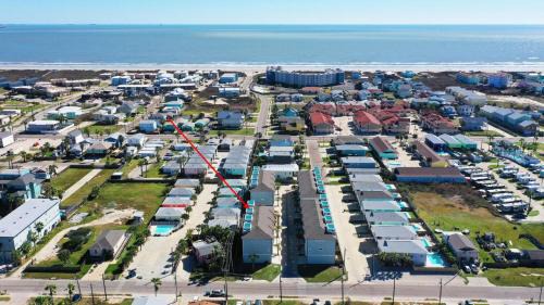 Port Aransas Apartment | Resort Pool Walk to the Beach Island Views Little Beach House by AvantStay