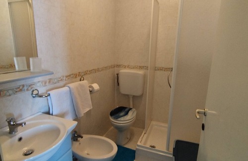 Crveni Vrh Resort | Resort Skiper Monte Rosso Family Apartment with direct Seaview