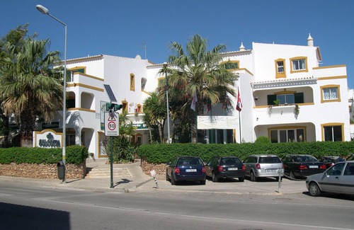 Ferreiras Apartment | Resort Solcosta- 1 bedroom apartment, pool, A/C, Wi-Fi, Gym,close to restaurants